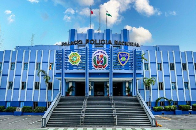 Policía Nacional pone en honrosa condición de retiro a 535 oficiales superiores, subalternos, alistados y asimilados