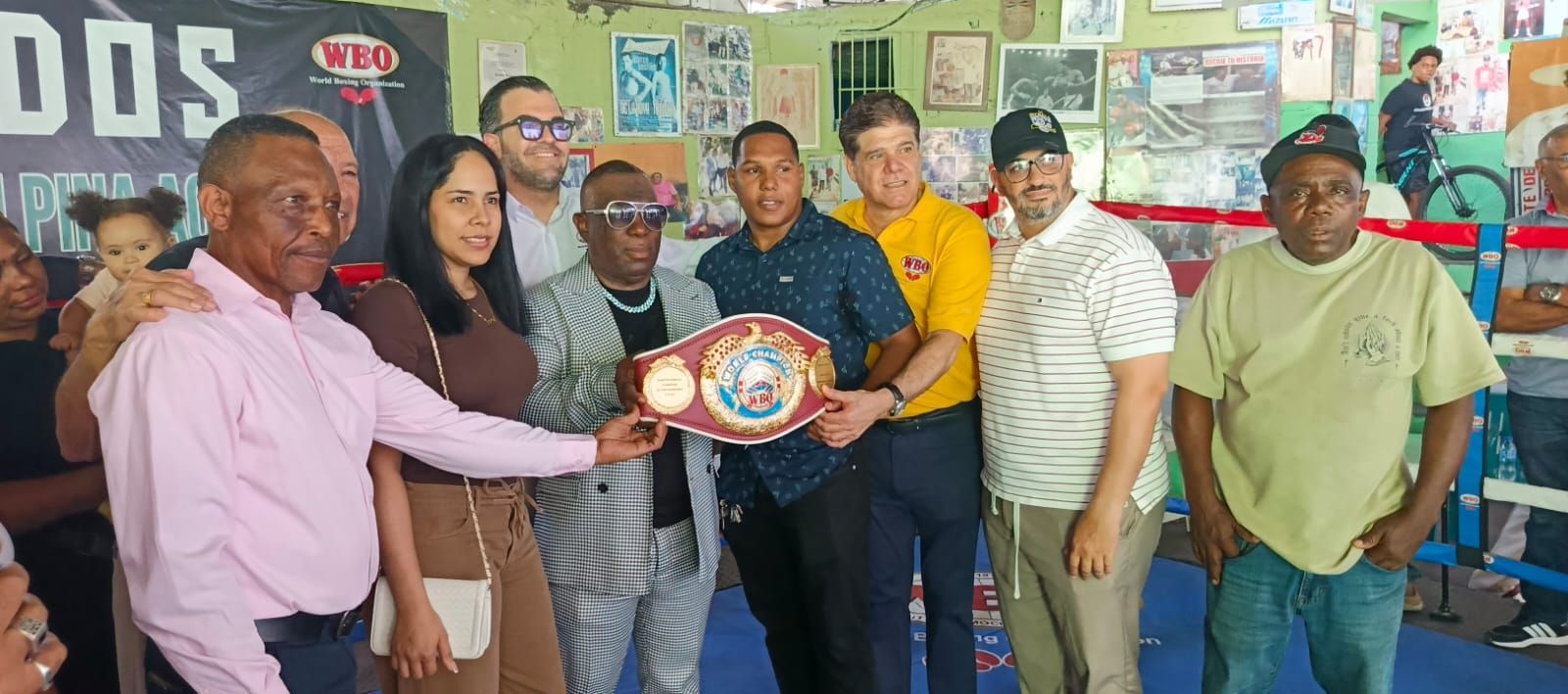 Rinden homenaje aPóstumo a Campeón Mundial OMB Agapito Sánchez…iii