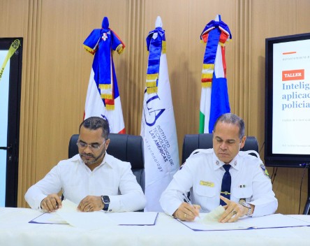 Policía Nacional e ITLA firman acuerdo para impulsar formación tecnológica y transformación digital institucional